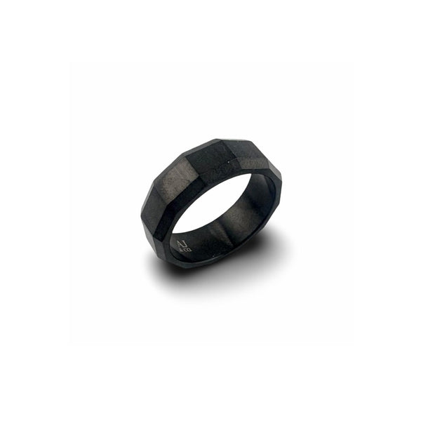 Bague géométrique Focus AJ&Co, finition noire mate.
