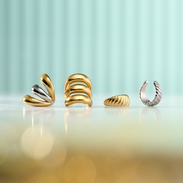 Boucle Ear Cuff Rivka de Mia, présentation avec d’autres bijoux de la collection