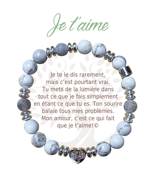 Bracelet Earth Angel « Je t’aime » à perles blanches et grises, avec sa présentation en français.