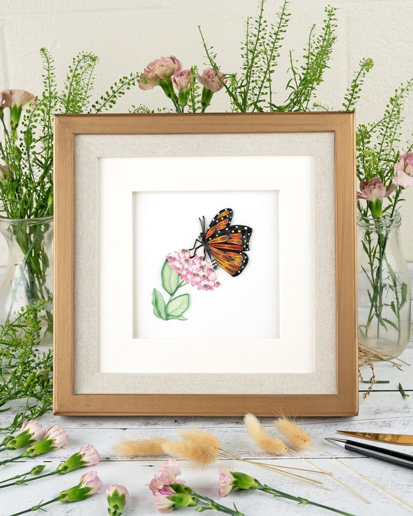 Carte de vœux papillon monarque en quilling