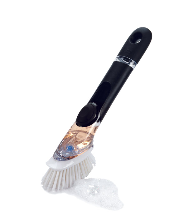 Brosse à vaisselle avec distributeur de savon OXO