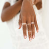 Bague de méditation Prana – MeditationRings – portée au doigt – vermeil or rose