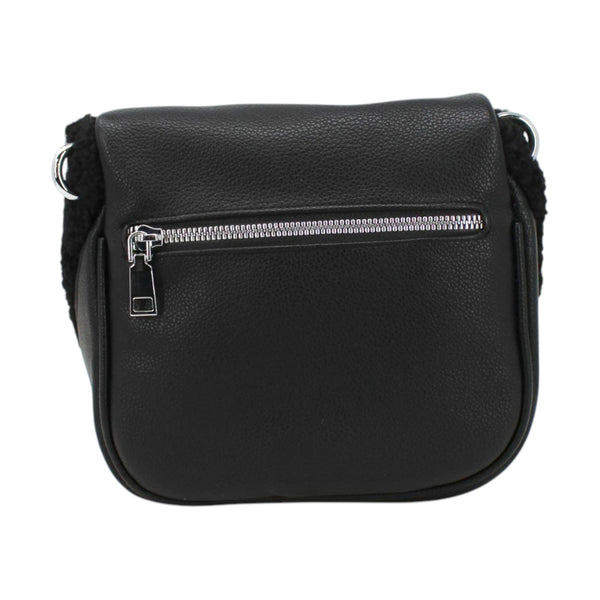 Sac banane deluxe noir Maison Taïga avec texture grainée et fermeture éclair argentée sur la poche arrière