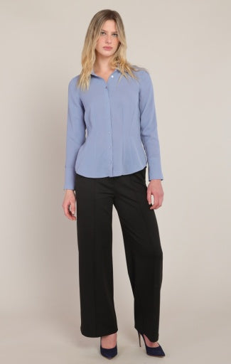 FLOWY BLOUSE