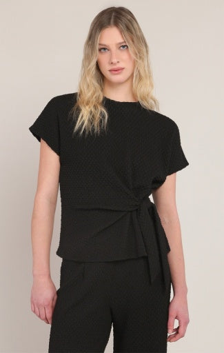 TEXTURED KNOT TOP