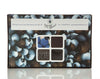 Boîte de bleuets seches au chocolat au lait 34% de La Maison du Bleuet, format 140g